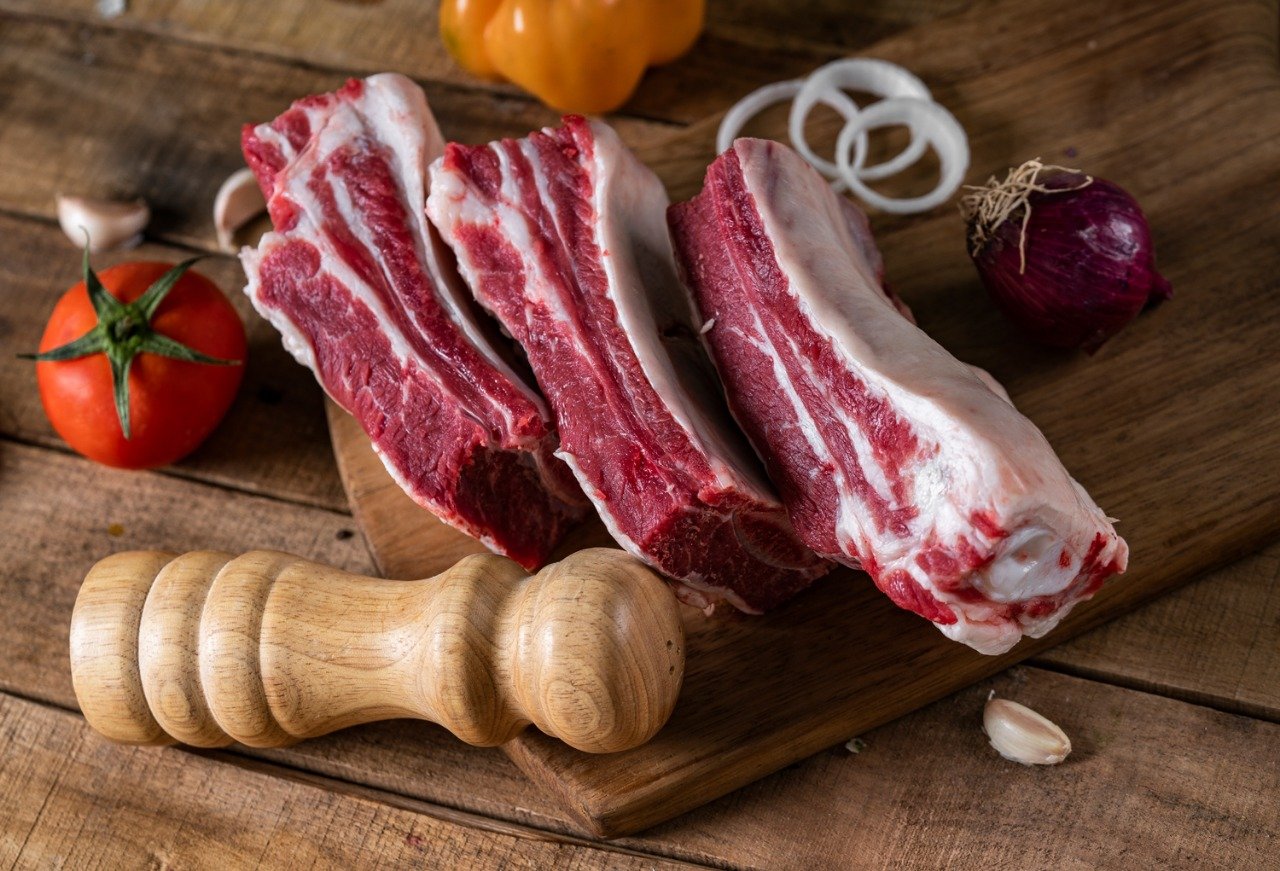 5 كيلو لحم عجل بالعظم